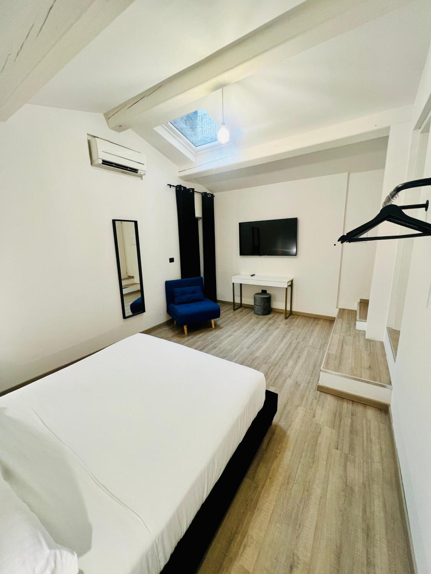 Room Verona Ai Conti المظهر الخارجي الصورة