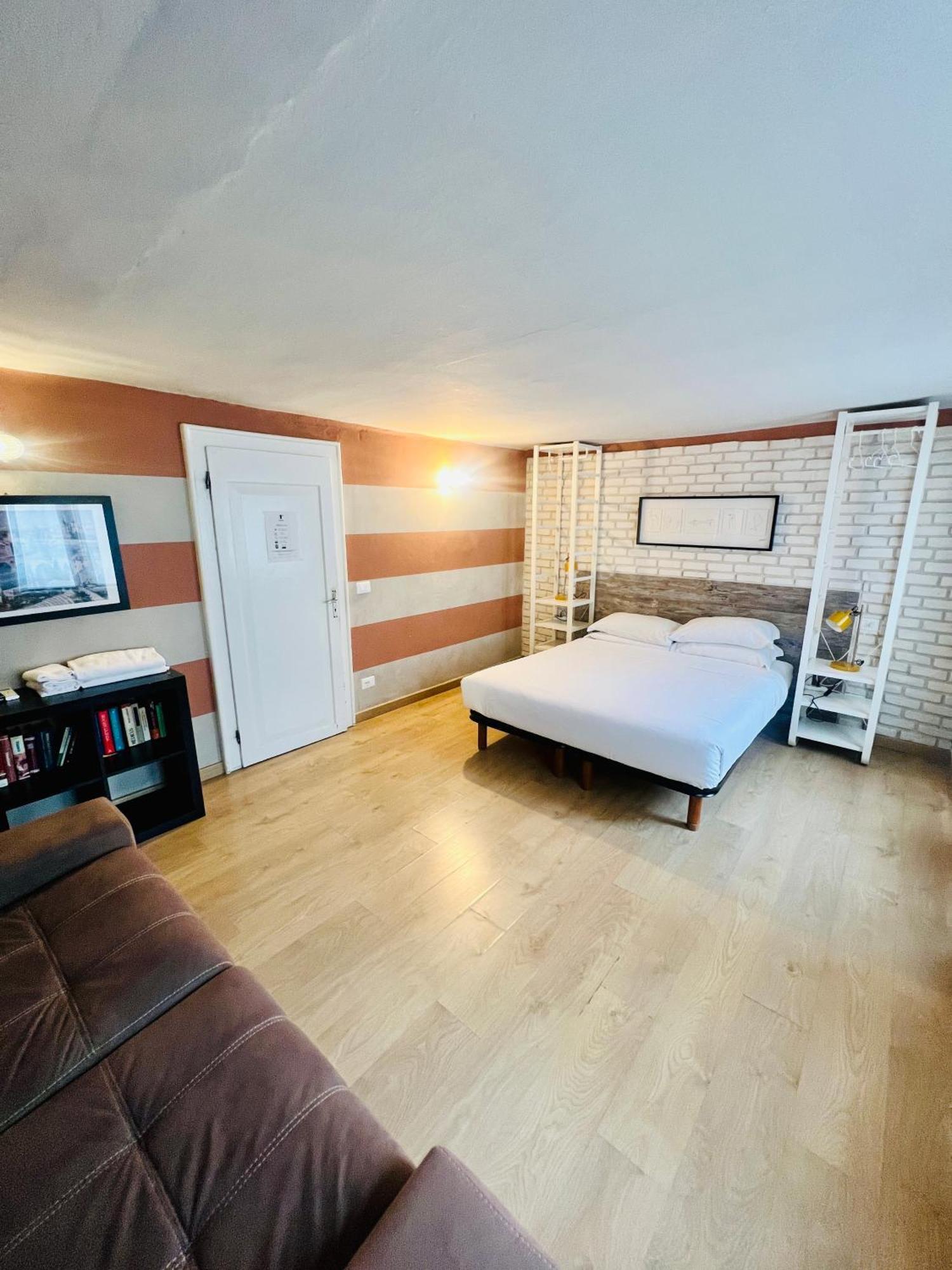 Room Verona Ai Conti المظهر الخارجي الصورة